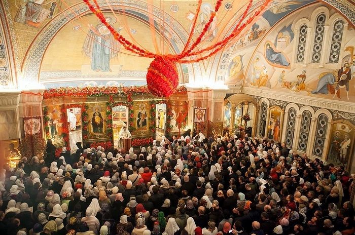 Пасха Христова и подвижный богослужебный круг